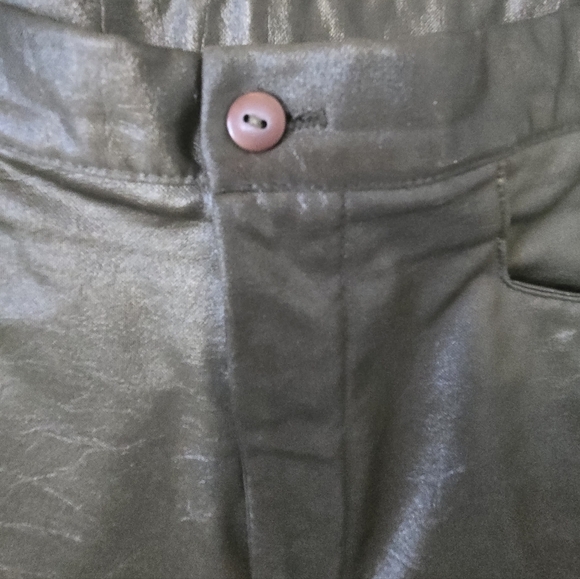 Vintage Olive Green Faux Leather Pants 80s Highrise Made In Canada Size S - Picture 4 of 7